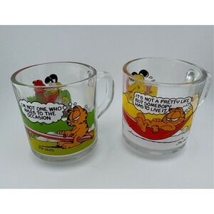 Vintage Garfield Cartoon Glass Mugs Set of 2 Jim Davis Collectible 1978‎